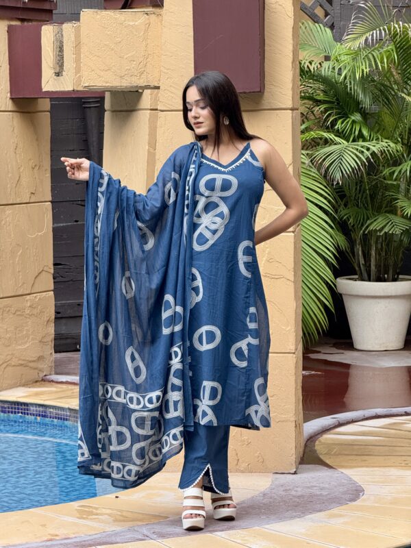 Indira set