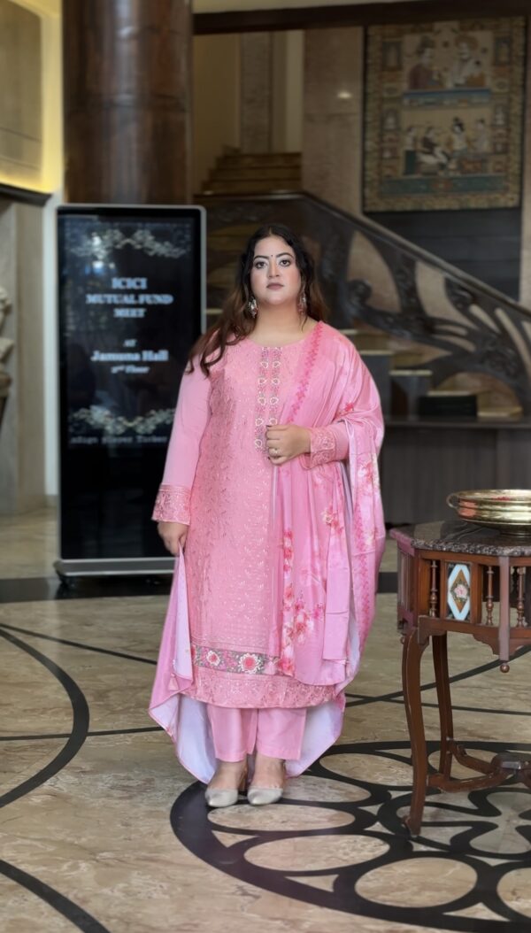 Gulaabi saaz Set